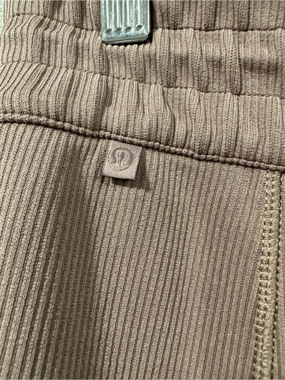 Lululemon Ribbed Softstreme Mid Rise Pant 32” Taupetastic - Picture 10 of 10